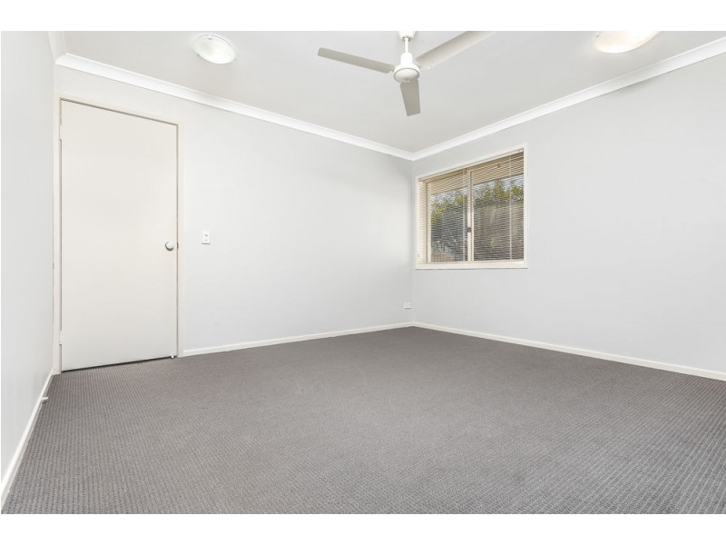 1 Chilton Crescent, North Lakes QLD 4509