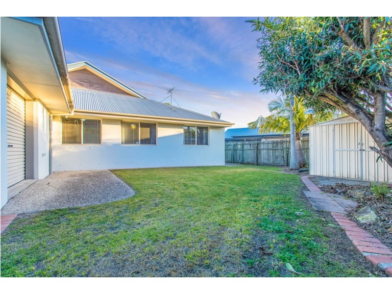1 Chilton Crescent, North Lakes QLD 4509
