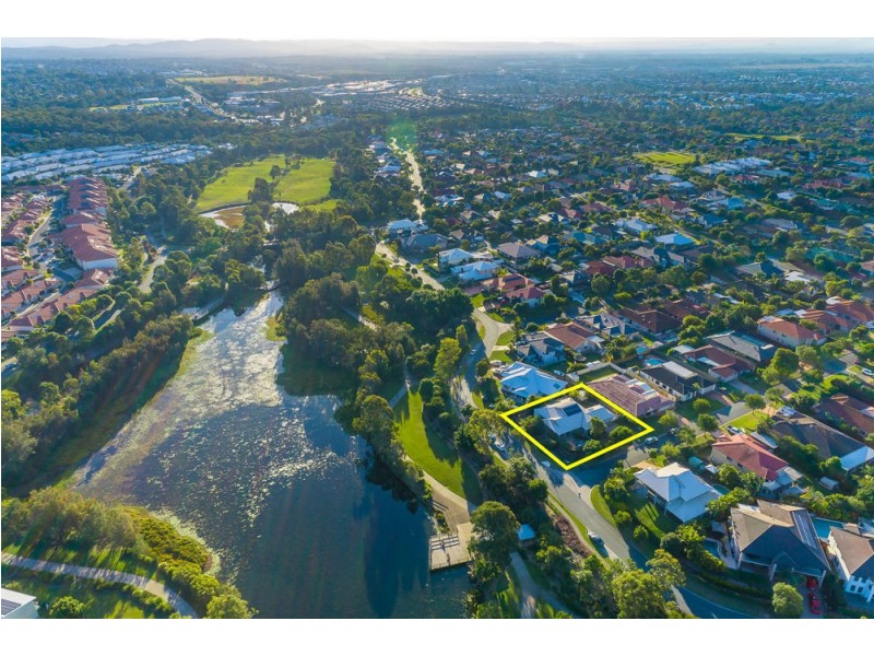 1 Chilton Crescent, North Lakes QLD 4509