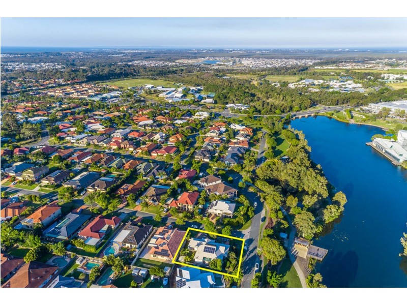 1 Chilton Crescent, North Lakes QLD 4509