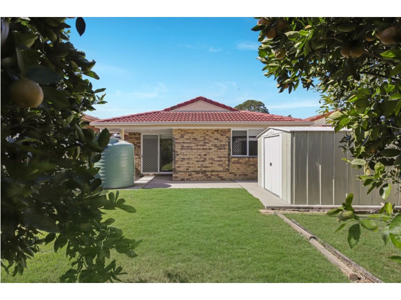 33 Dover Road, Margate QLD 4019