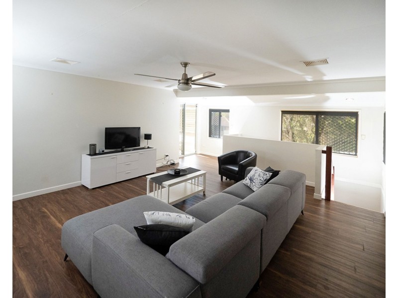9 Wairoa Drive, Strathpine QLD 4500