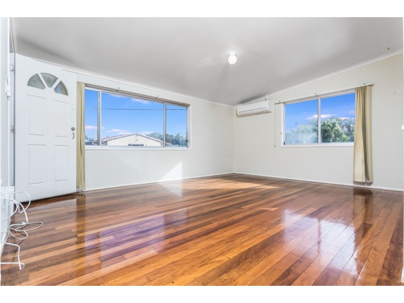 30 Maurice Street, Kallangur QLD 4503