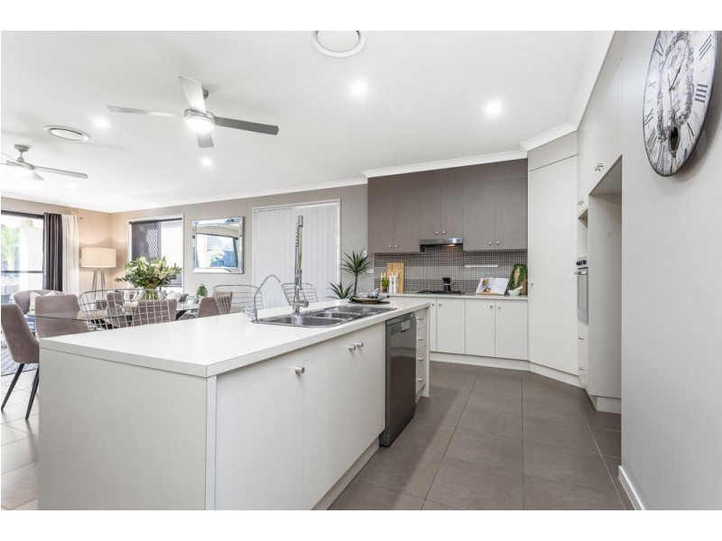 18 Birdwing Crescent, Kallangur QLD 4503