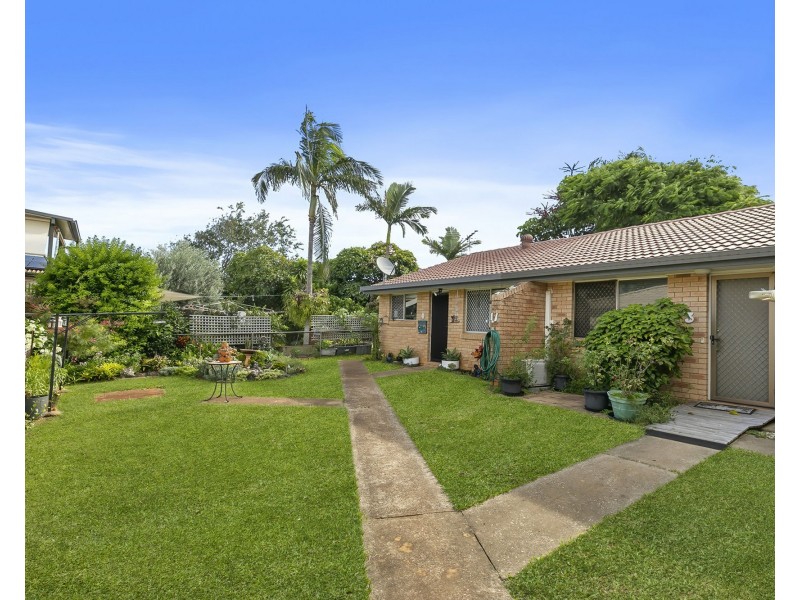 4/19 James Street, Scarborough QLD 4020