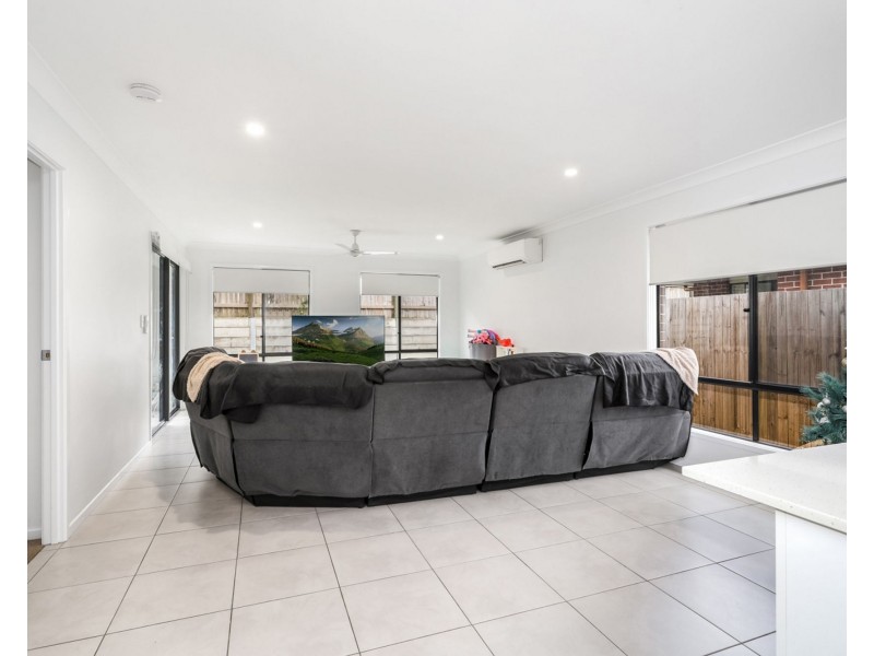 34 Riviera Street, Burpengary QLD 4505