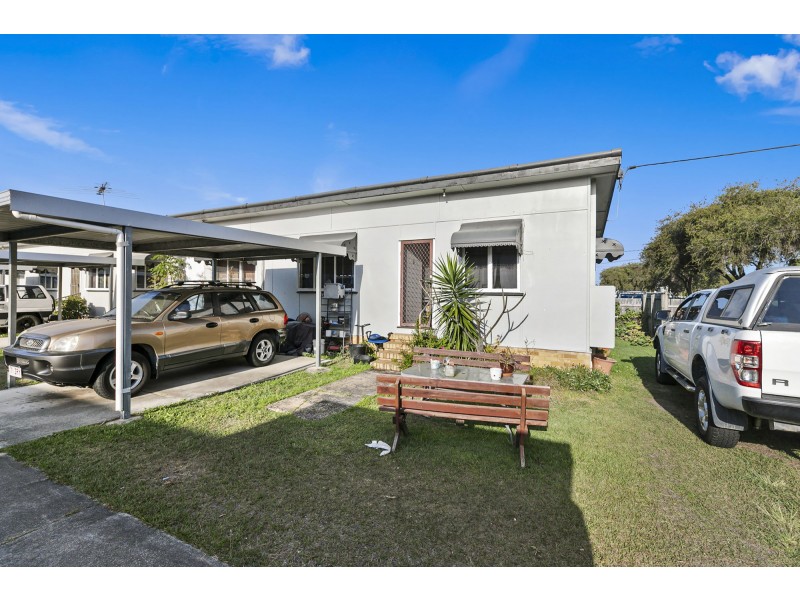 36 Cornelius St, Clontarf QLD 4019