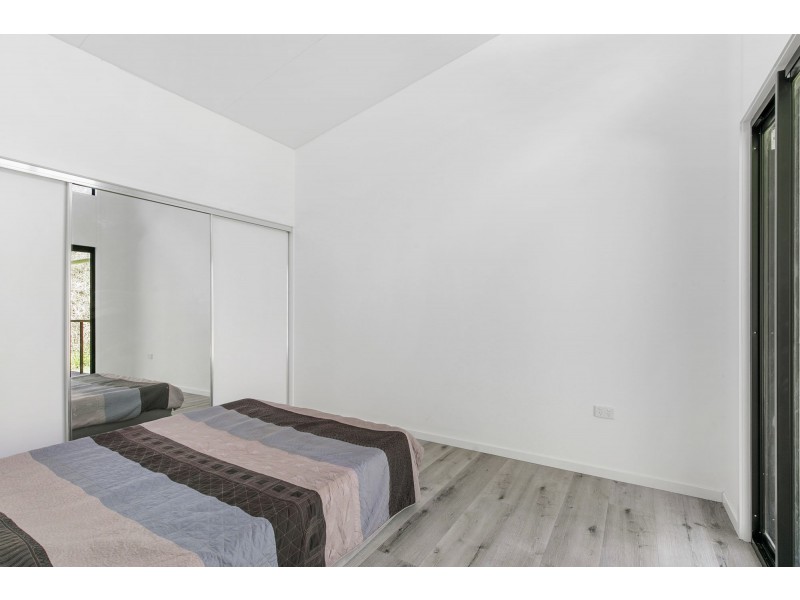 21 Michiko St, Macleay Island QLD 4184