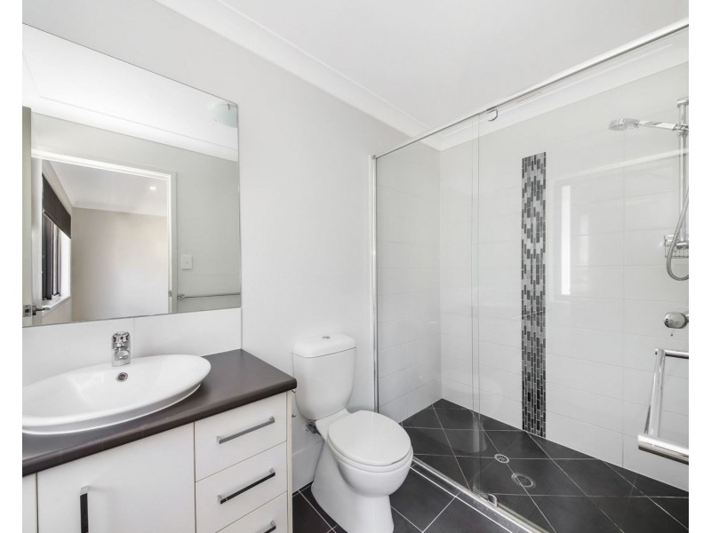 46 FLINDERS CIRCUIT, Fitzgibbon QLD 4018