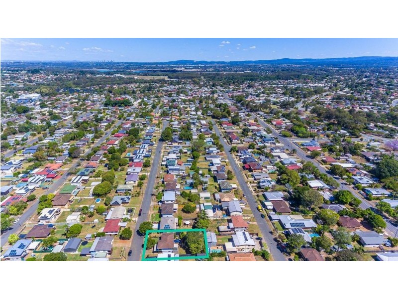 35 Lyndon Street, Kallangur QLD 4503
