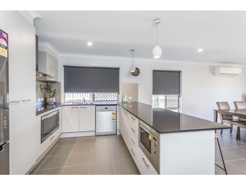 28 Benham Avenue, Kallangur QLD 4503