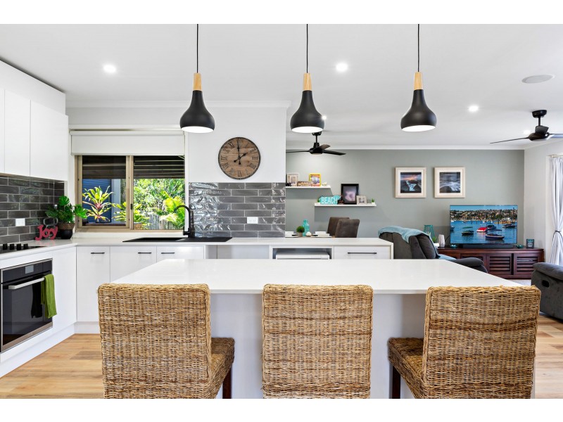 1 Macgregor Court, Murrumba Downs QLD 4503