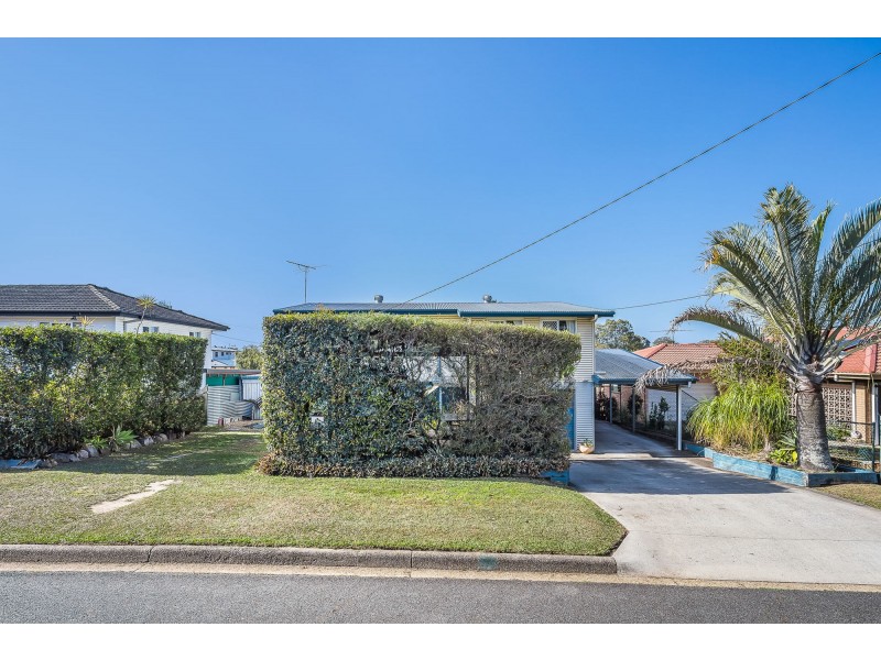 7 Cedar Street, Clontarf QLD 4019