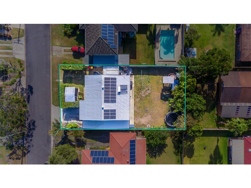 7 Cedar Street, Clontarf QLD 4019