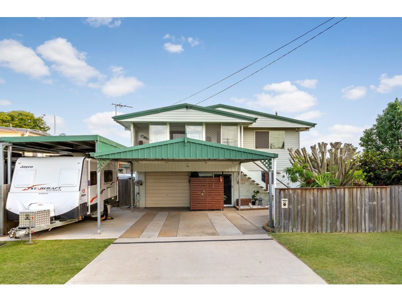 22 Baringa Street, Clontarf QLD 4019
