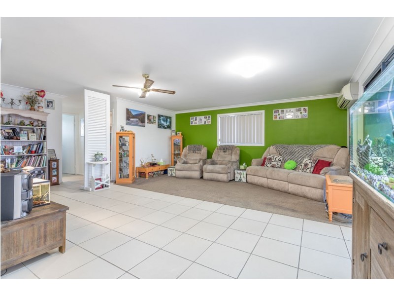 327 Deception Bay Road, Deception Bay QLD 4508