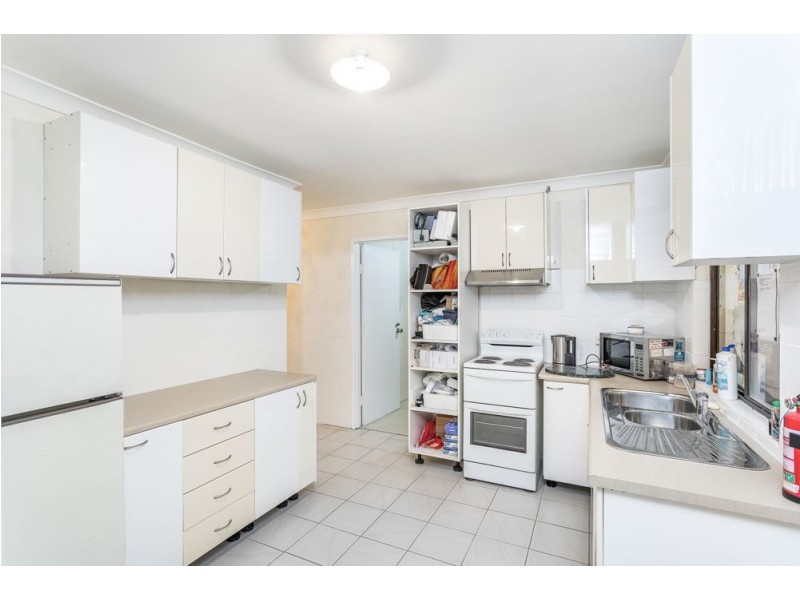 327 Deception Bay Road, Deception Bay QLD 4508