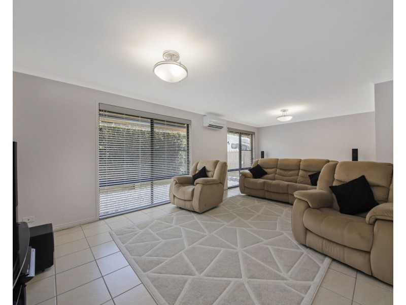 6 Litchfield Court, North Lakes QLD 4509