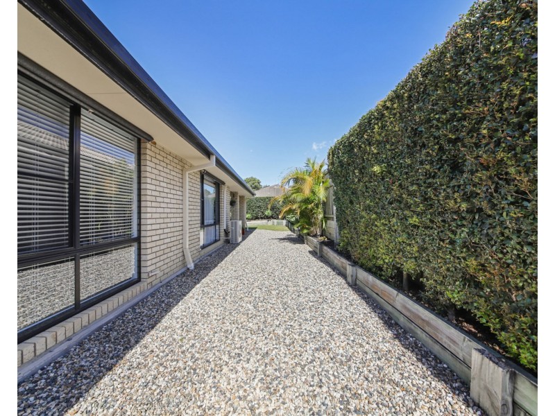 6 Litchfield Court, North Lakes QLD 4509
