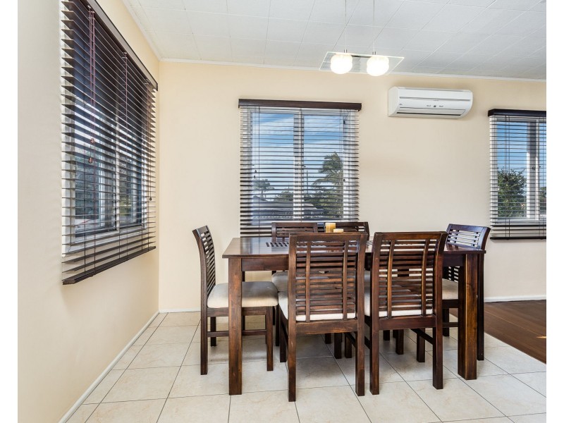 101 Scarborough Road, Redcliffe QLD 4020