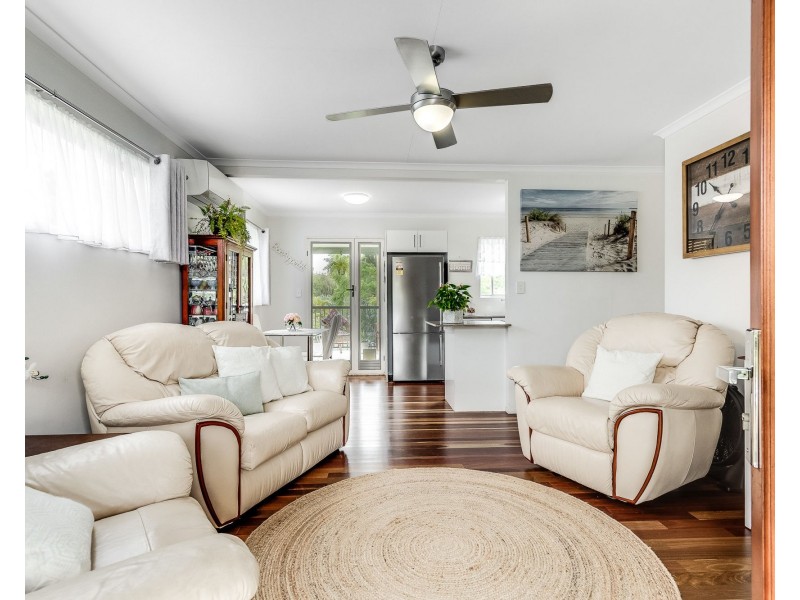 19 Thompson Street, Deception Bay QLD 4508