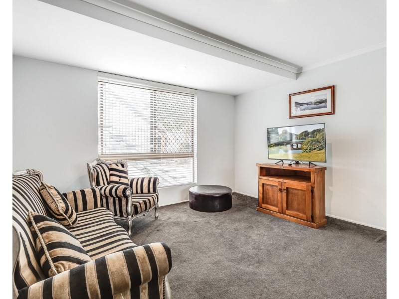 19 Thompson Street, Deception Bay QLD 4508