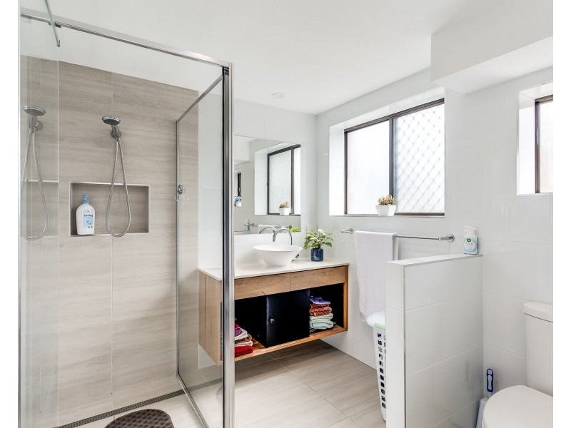 19 Thompson Street, Deception Bay QLD 4508