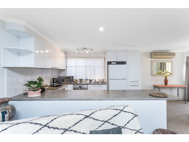 2/74 Dalton Street, Kippa-ring QLD 4021