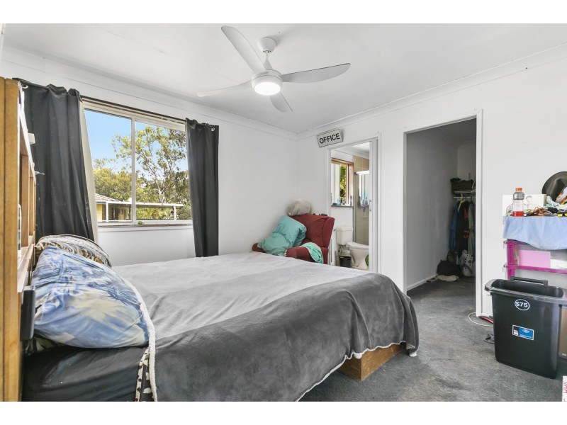 76 Thompson Street, Deception Bay QLD 4508