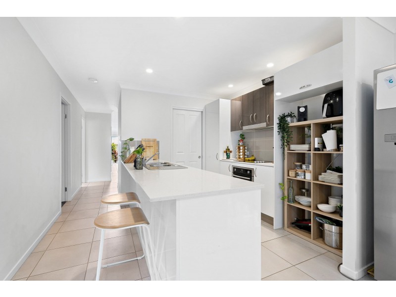 10 Coutts Drive, Burpengary QLD 4505