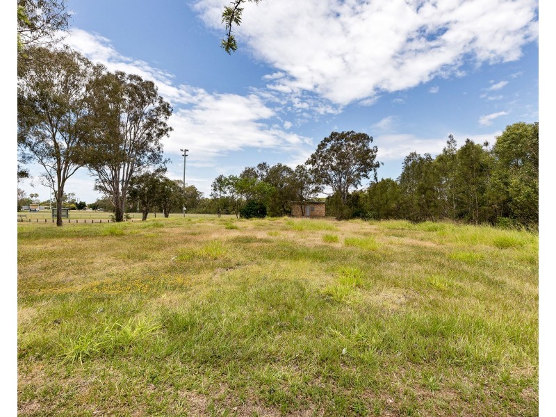 31 McGahey Street, Rothwell QLD 4022