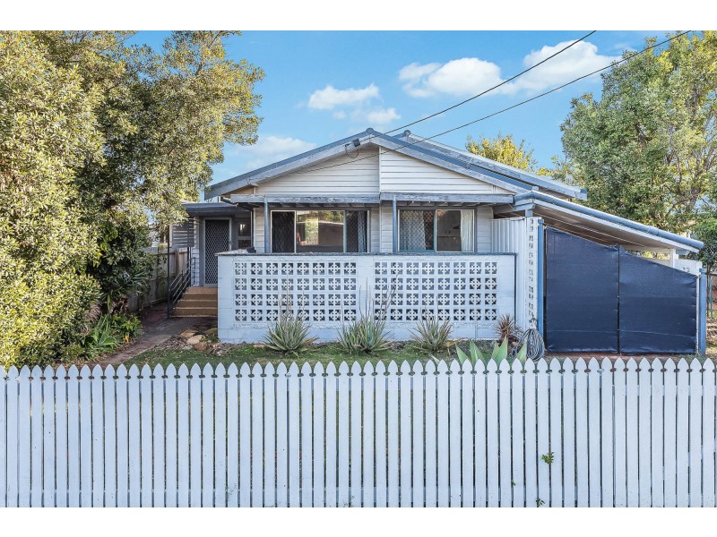 41 Queen Street, Scarborough QLD 4020