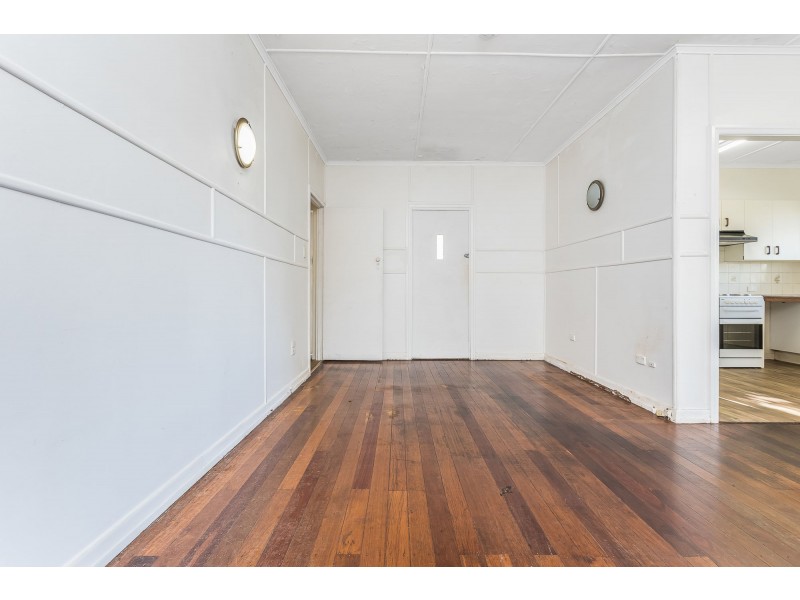 41 Queen Street, Scarborough QLD 4020