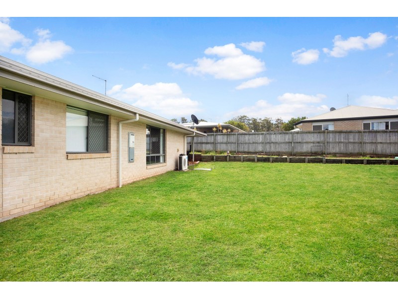 13 Thistle Street, Upper Caboolture QLD 4510