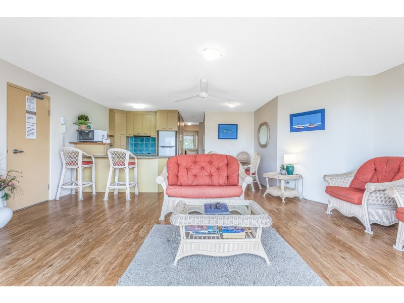 4/18 Mahia Terrace, Kings Beach QLD 4551