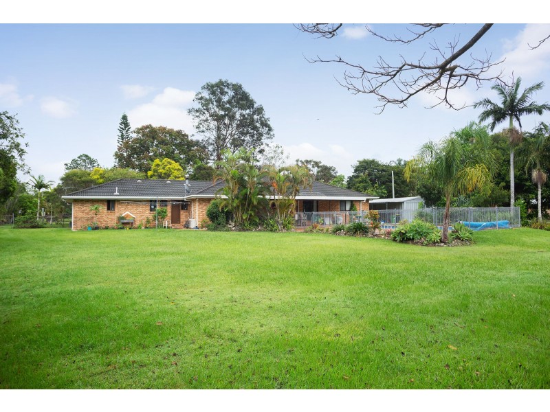 10 Devine Court, Morayfield QLD 4506