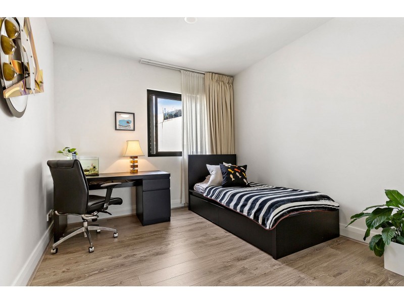 402/99 Marine Parade, Redcliffe QLD 4020