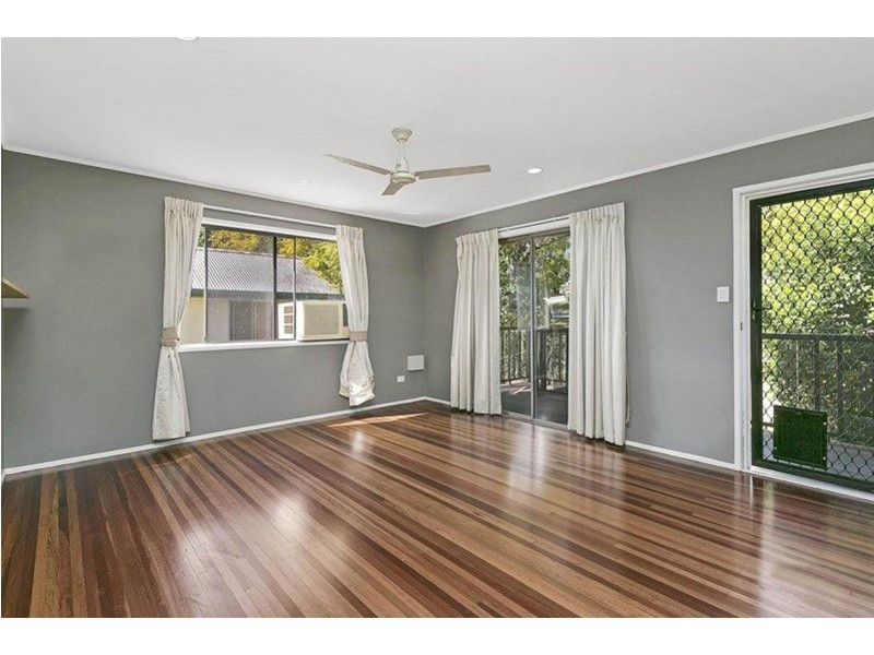 4 Wattle Street, Kallangur QLD 4503