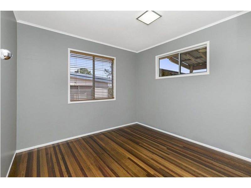 4 Wattle Street, Kallangur QLD 4503
