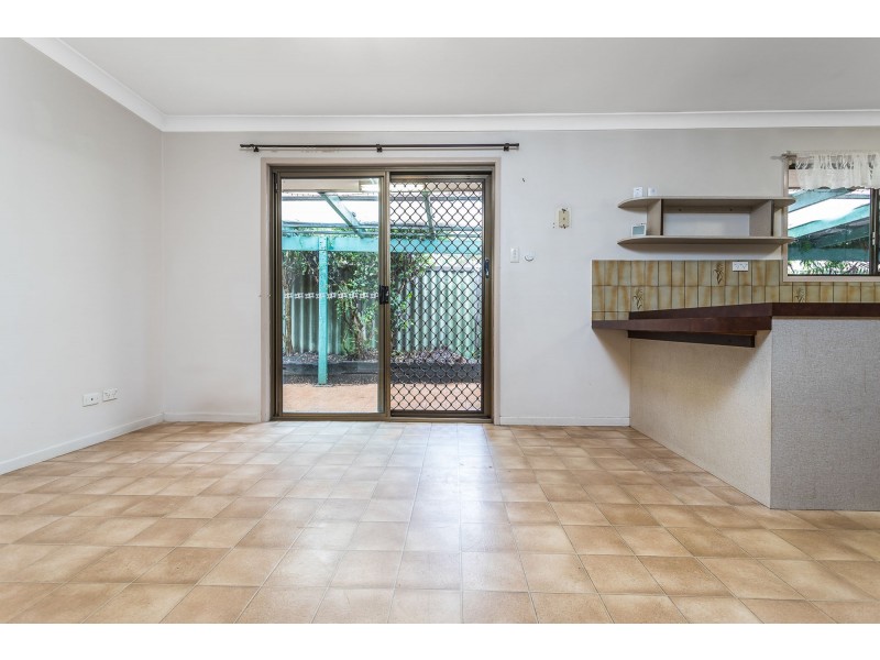 8 Tuffley Court, Kallangur QLD 4503