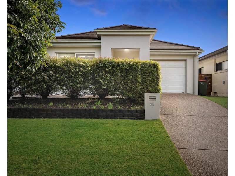 92 Nicklaus Parade, North Lakes QLD 4509