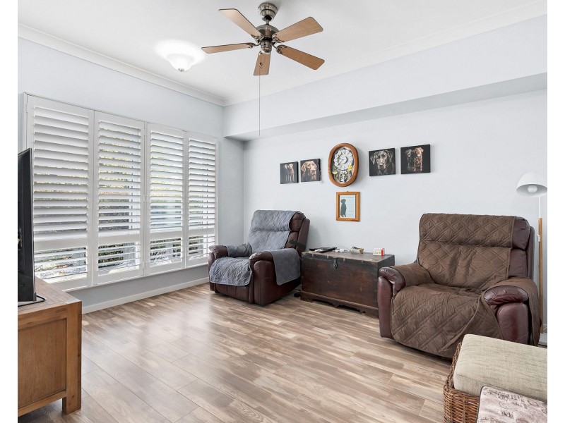 92 Nicklaus Parade, North Lakes QLD 4509