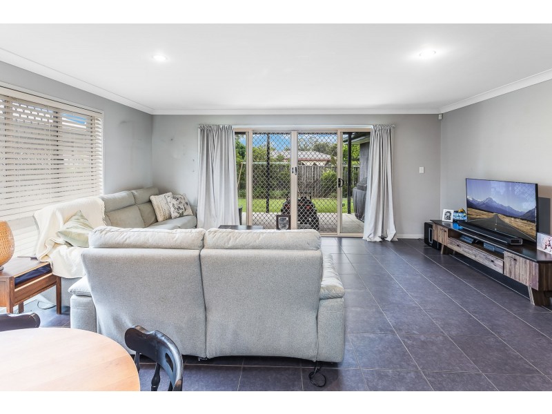 12 Park Grove Court, Kallangur QLD 4503