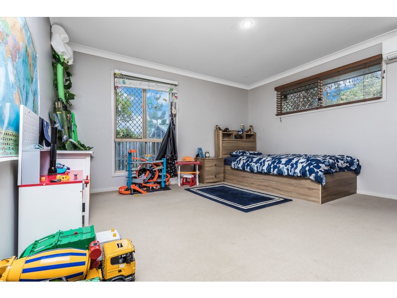 12 Park Grove Court, Kallangur QLD 4503
