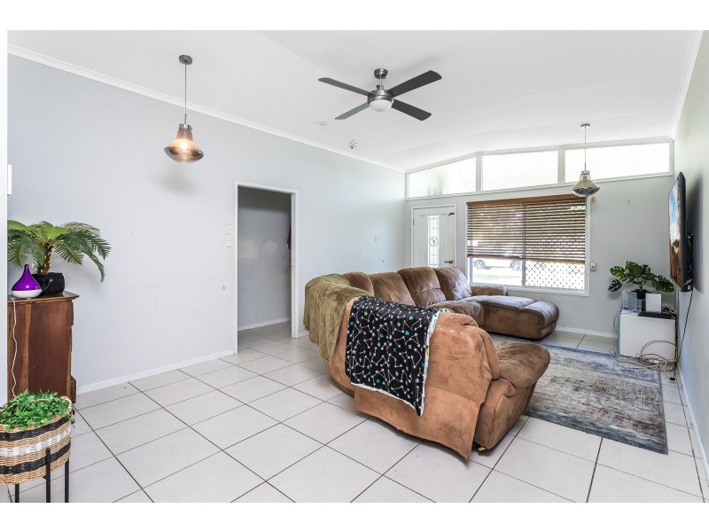 25 Marigold Street, Margate QLD 4019
