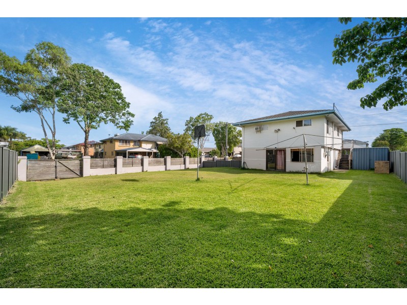 1 Pope Avenue, Strathpine QLD 4500