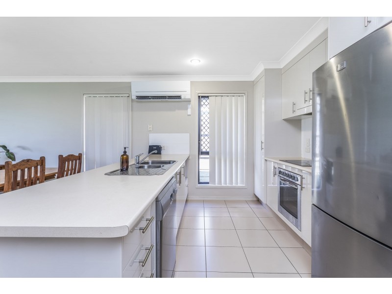 60 Menara Circuit, North Lakes QLD 4509