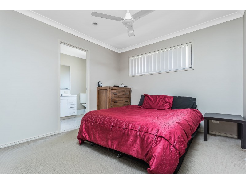 60 Menara Circuit, North Lakes QLD 4509
