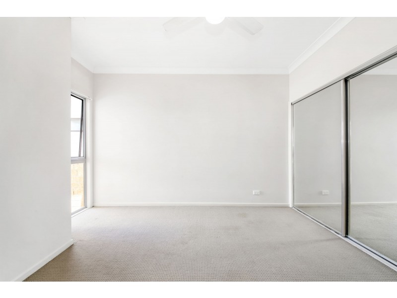 3/1-5 Anthony Street, Kingston QLD 4114