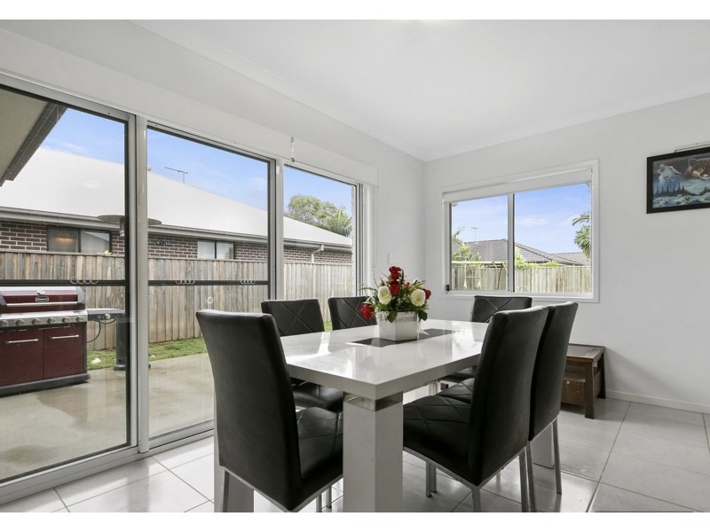 7 Dalray Street, Kallangur QLD 4503